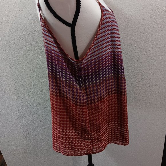 CABI Pleated Houndstooth Plaid Print Swing Cami Tank Top Size M - Picture 3 of 6